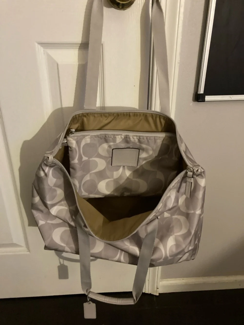 Coach Silver Gray Dream Weekender 2PC New with tag bag - Picture 2 of 9